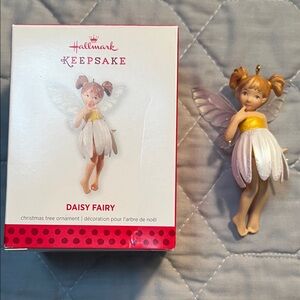 Hallmark Daisy Fairy 9th in the Fairy Messenger Series 2013